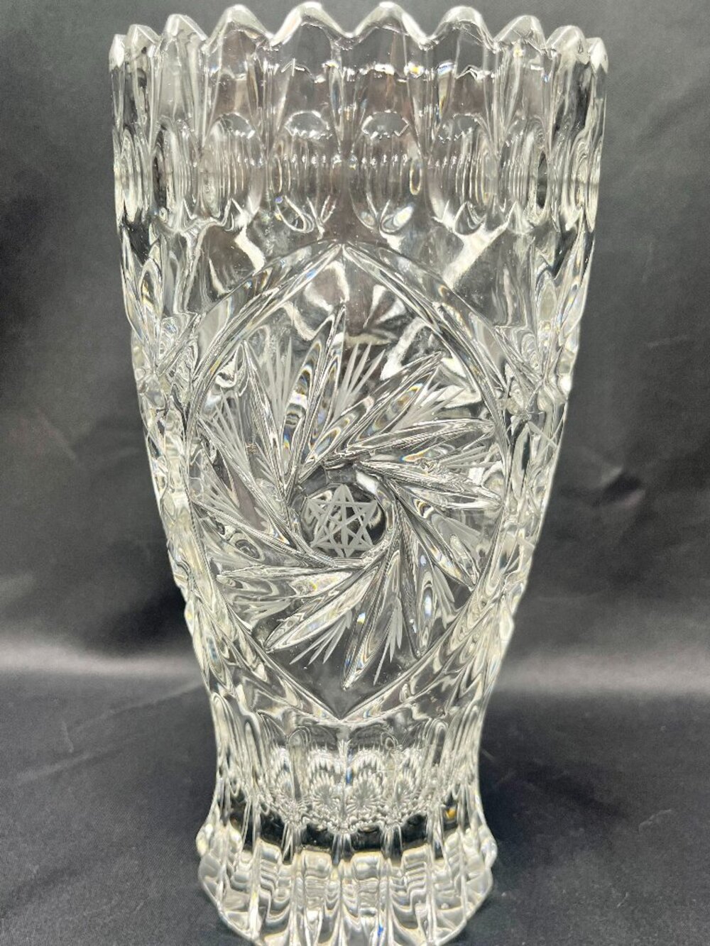 Vintage Zajecar Lead Crystal Vase Pinwheel & Star Made in Yugoslavia